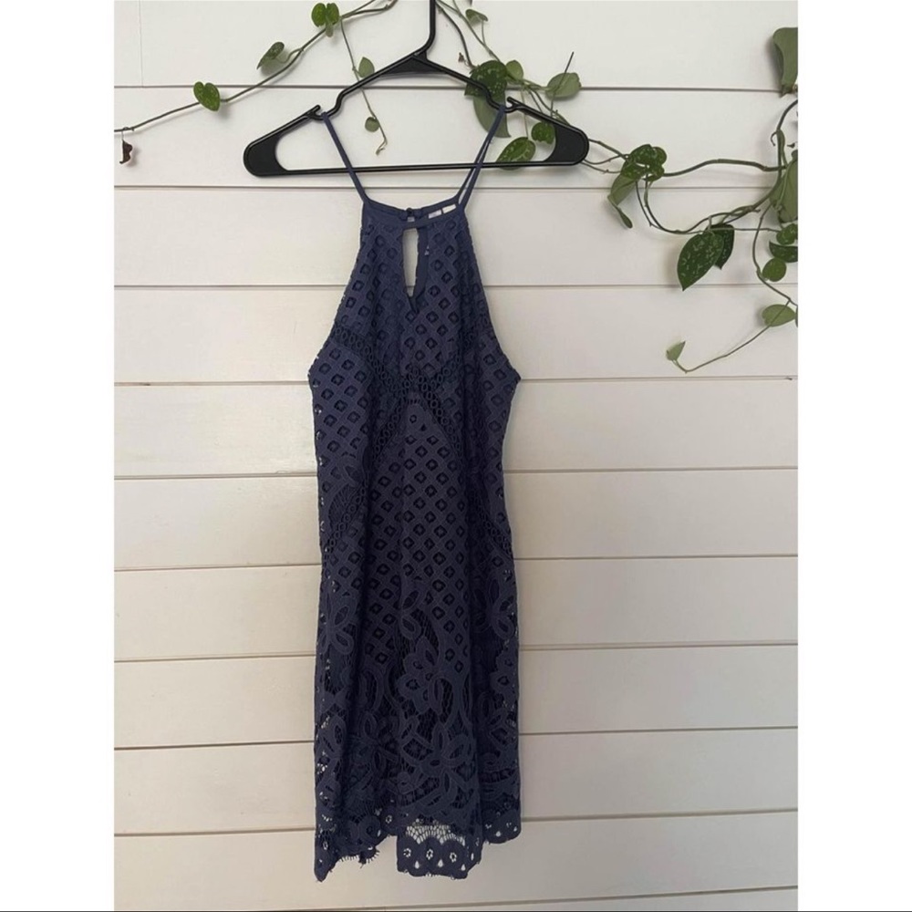 Francesca’s Alya High Neck Lace Shift Dress